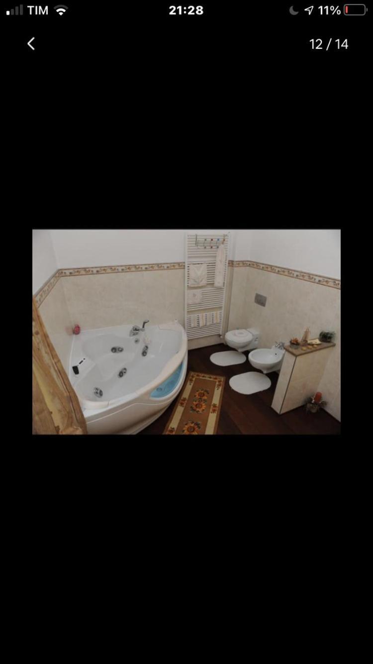 La Stanza Dei Segreti Hotel Aosta Kültér fotó