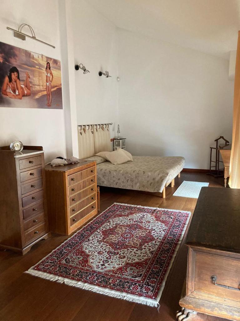 La Stanza Dei Segreti Hotel Aosta Kültér fotó